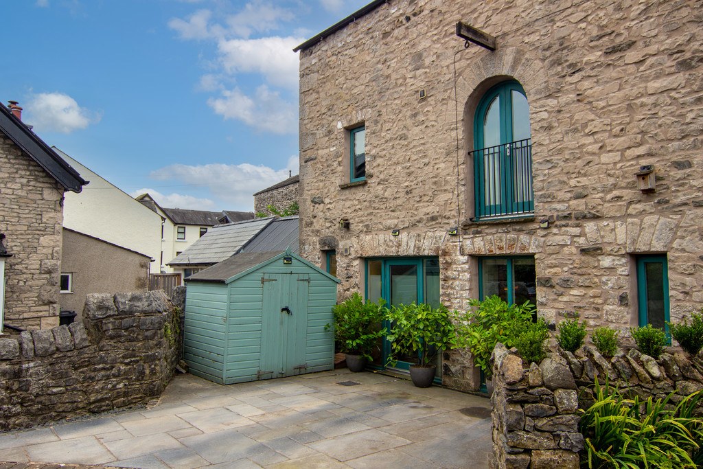 The Old Coach House, Yard 143 Stricklandgate, Kendal, LA9 4RF, photo 14