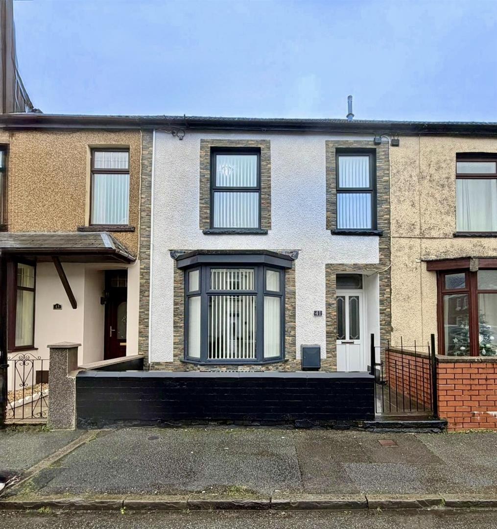 Heathfield Avenue
