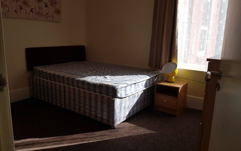 room to rent Tipton