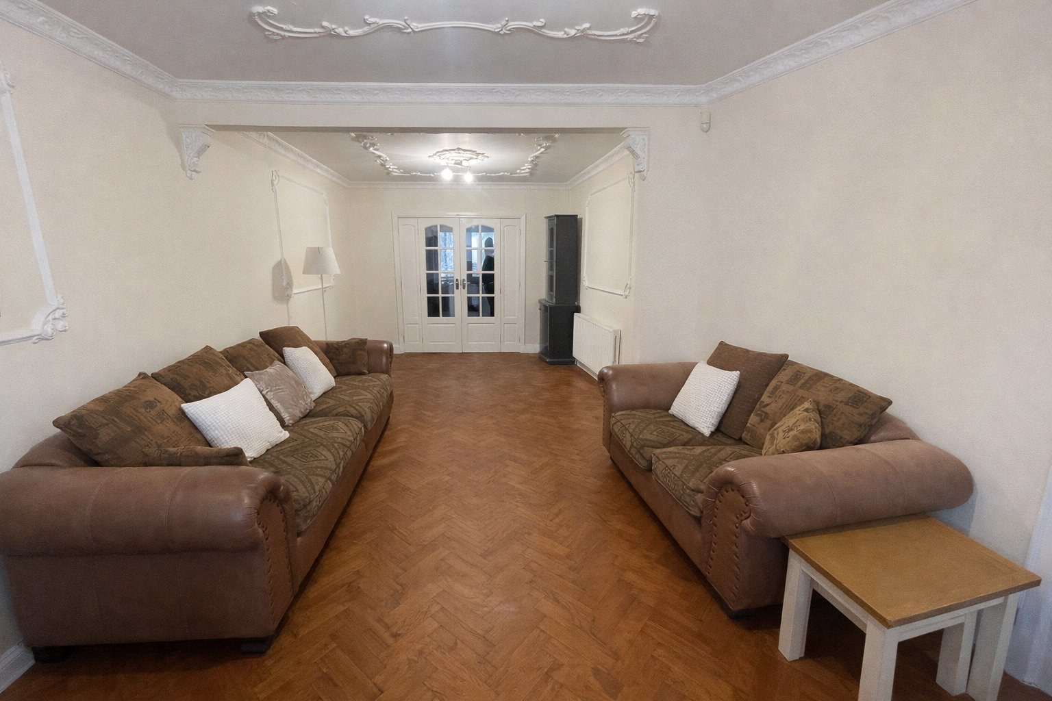 St Leonards Gardens, Hounslow, Greater London, TW5, photo 2