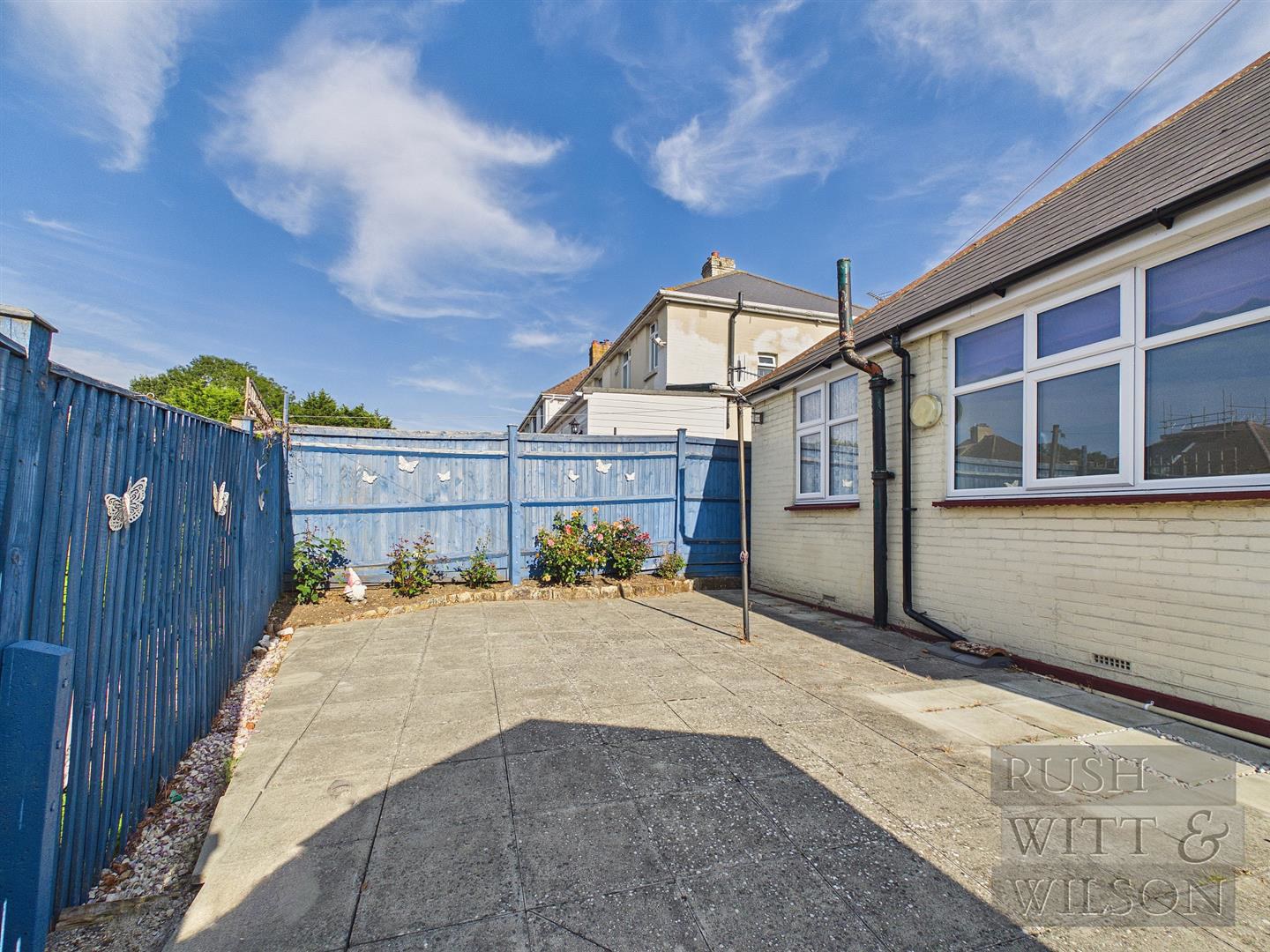 Ashbrook Road, St. Leonards-On-Sea, photo 12
