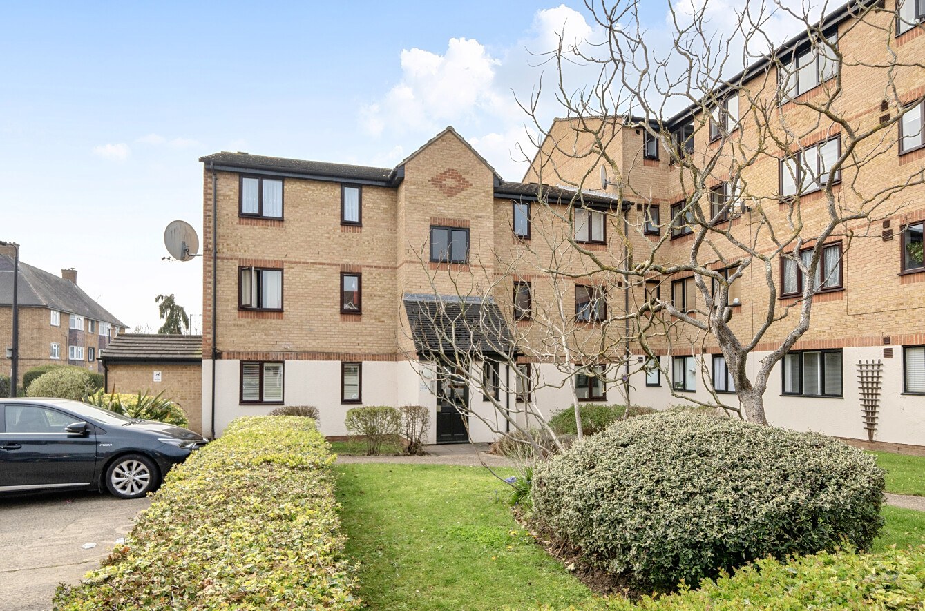 Linwood Crescent, Enfield, EN1, photo 17