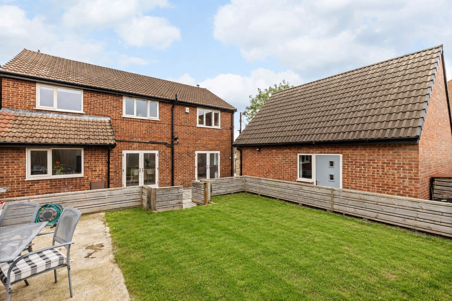 Main Street, Kellington, DN14, photo 12