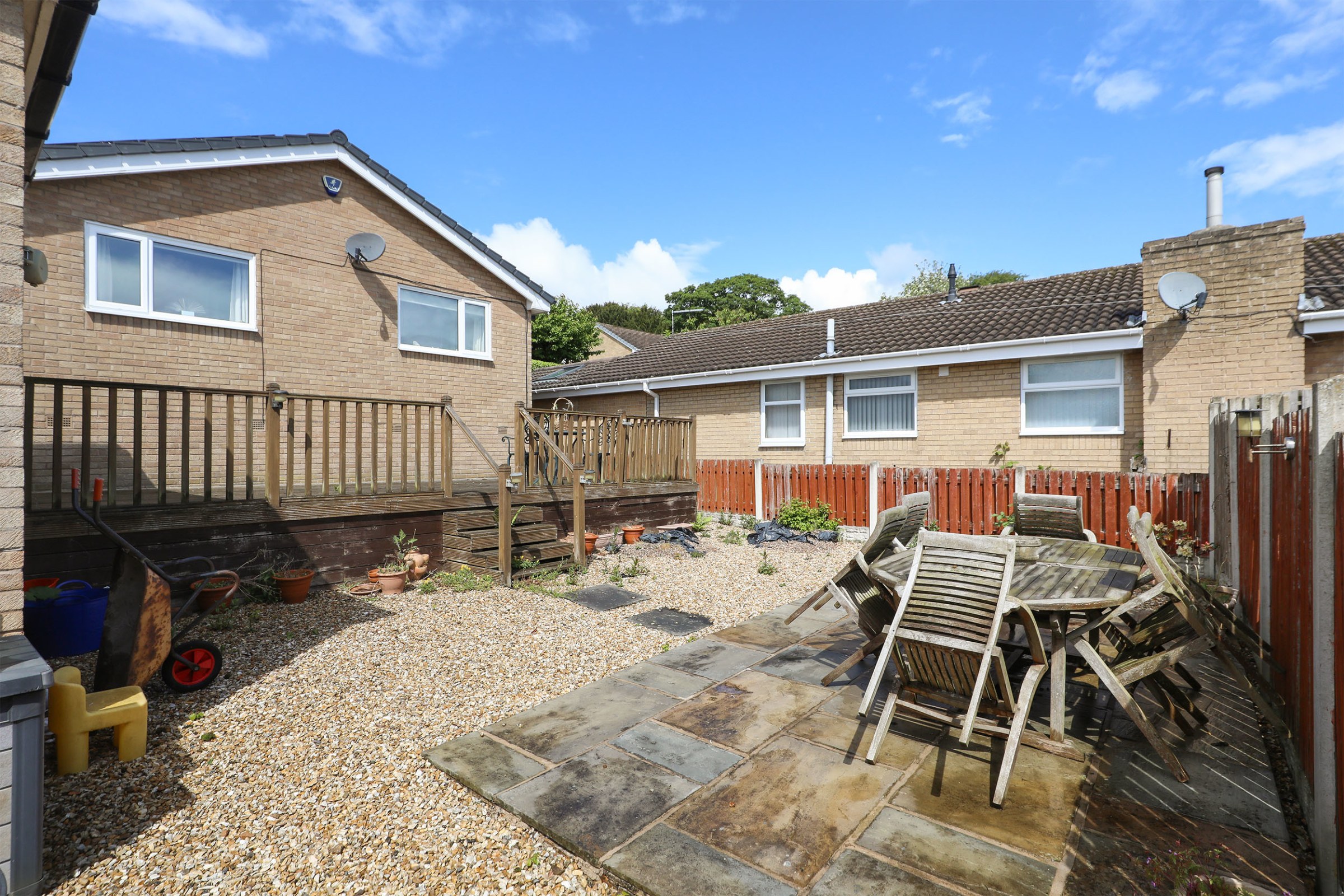 Hayes Drive, Halfway, S20, photo 18