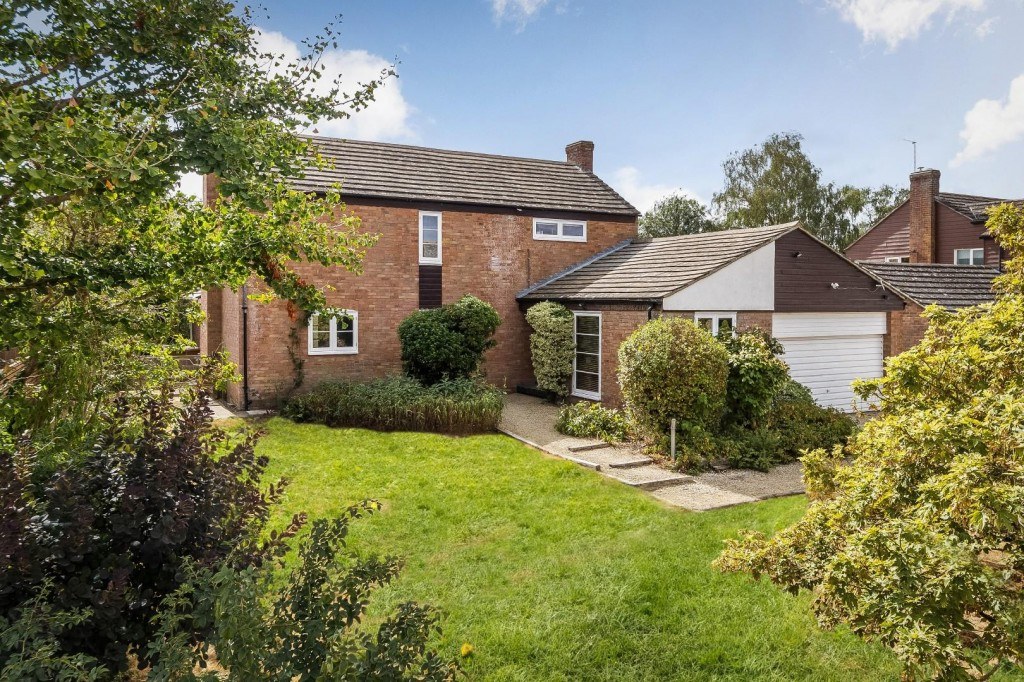 4 bed House - Detached To LetGarford