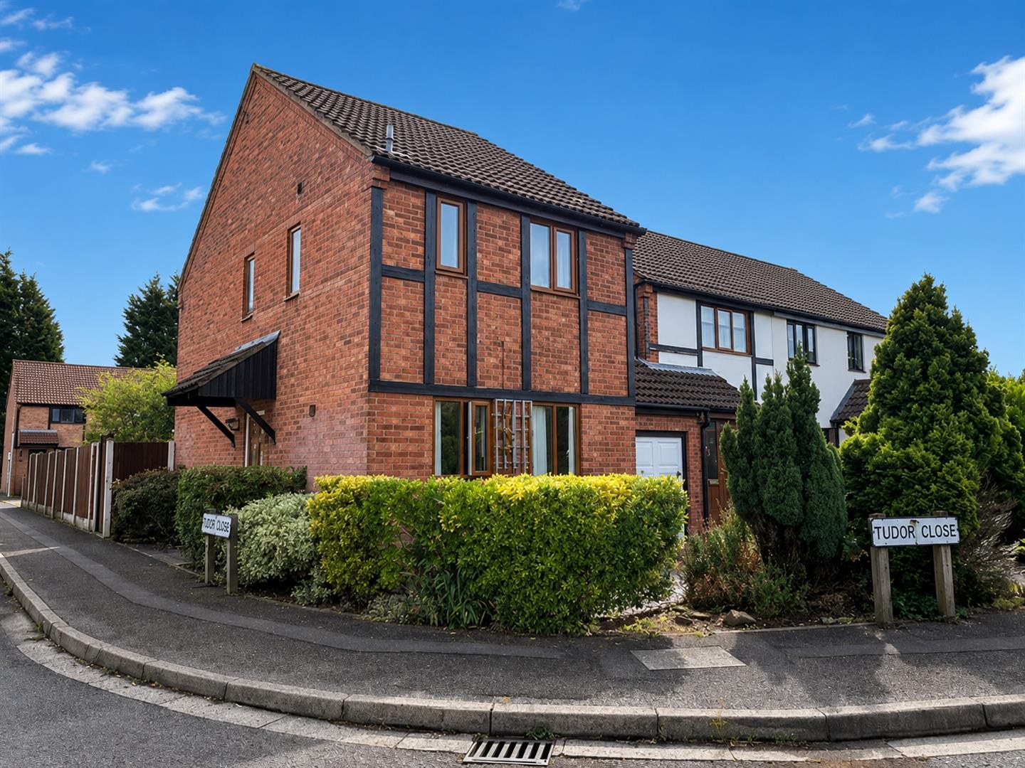 Howard Close