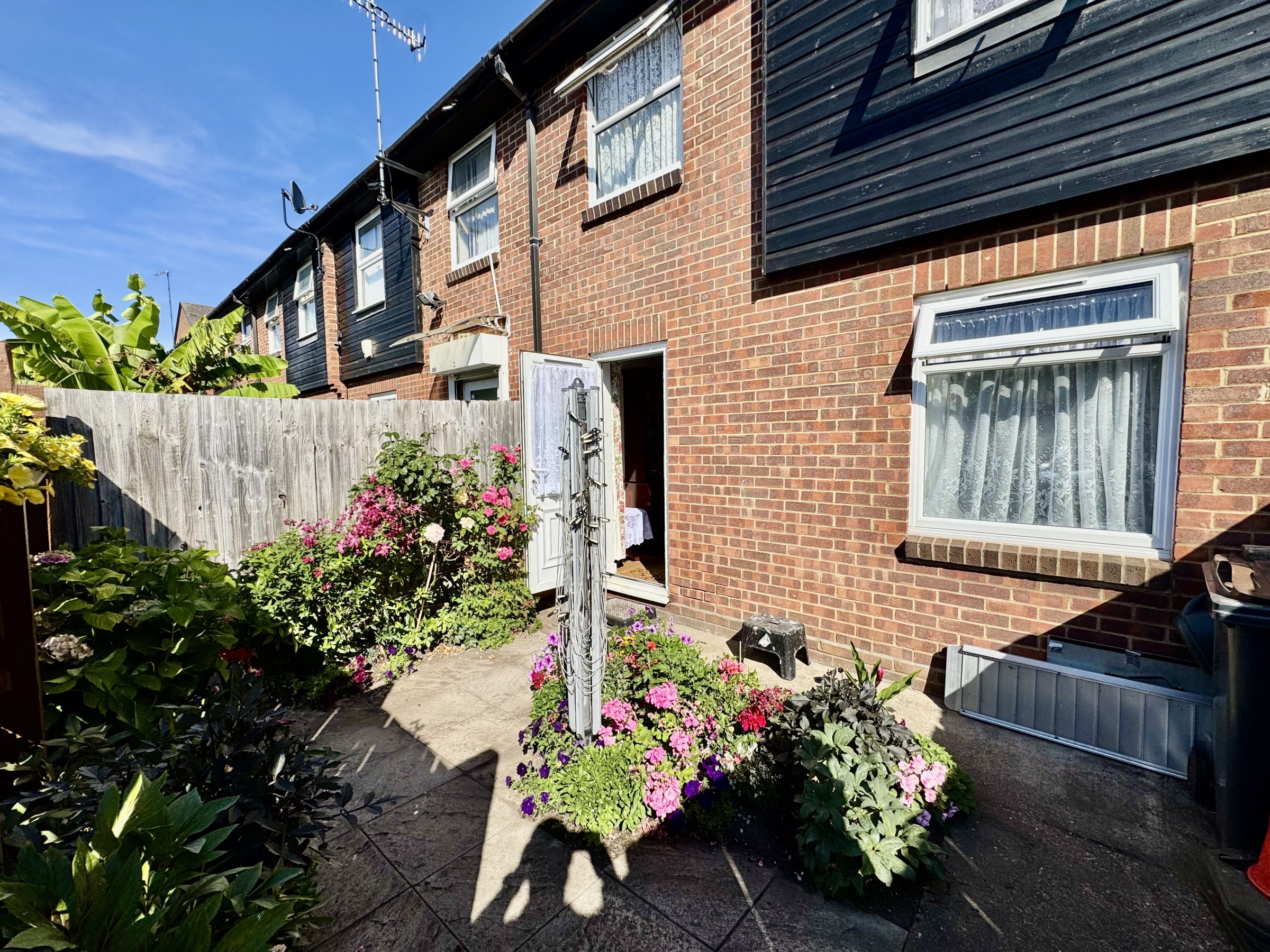 Wellington Street, Luton, LU1, photo 13