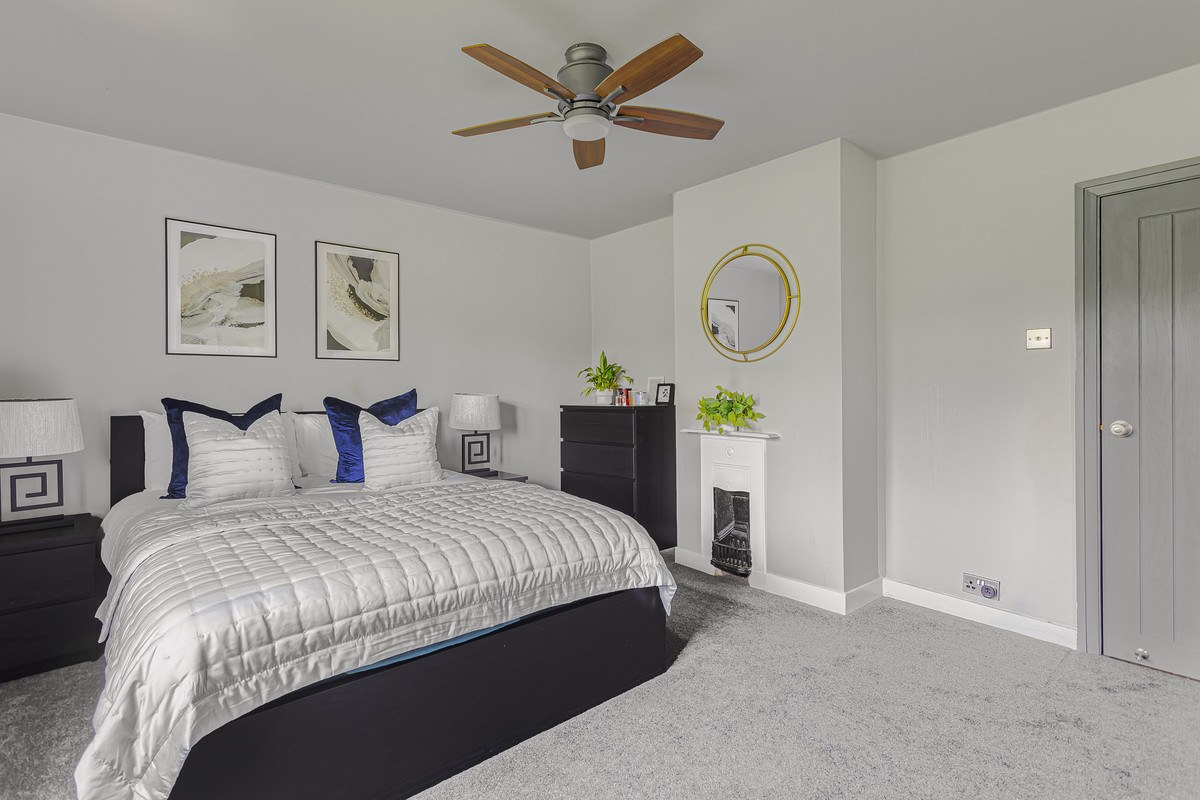 Walton Bridge Road, Shepperton, TW17, photo 2