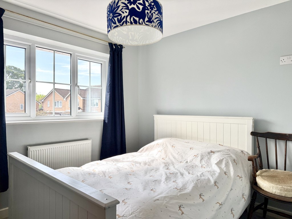 Bryony Gardens, Gillingham, SP8 4TR, photo 11