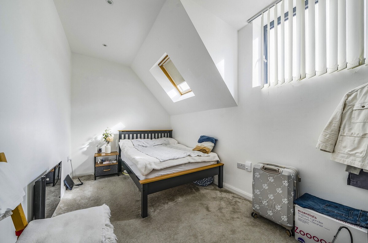 High Street, New Malden, KT3 4, photo 5