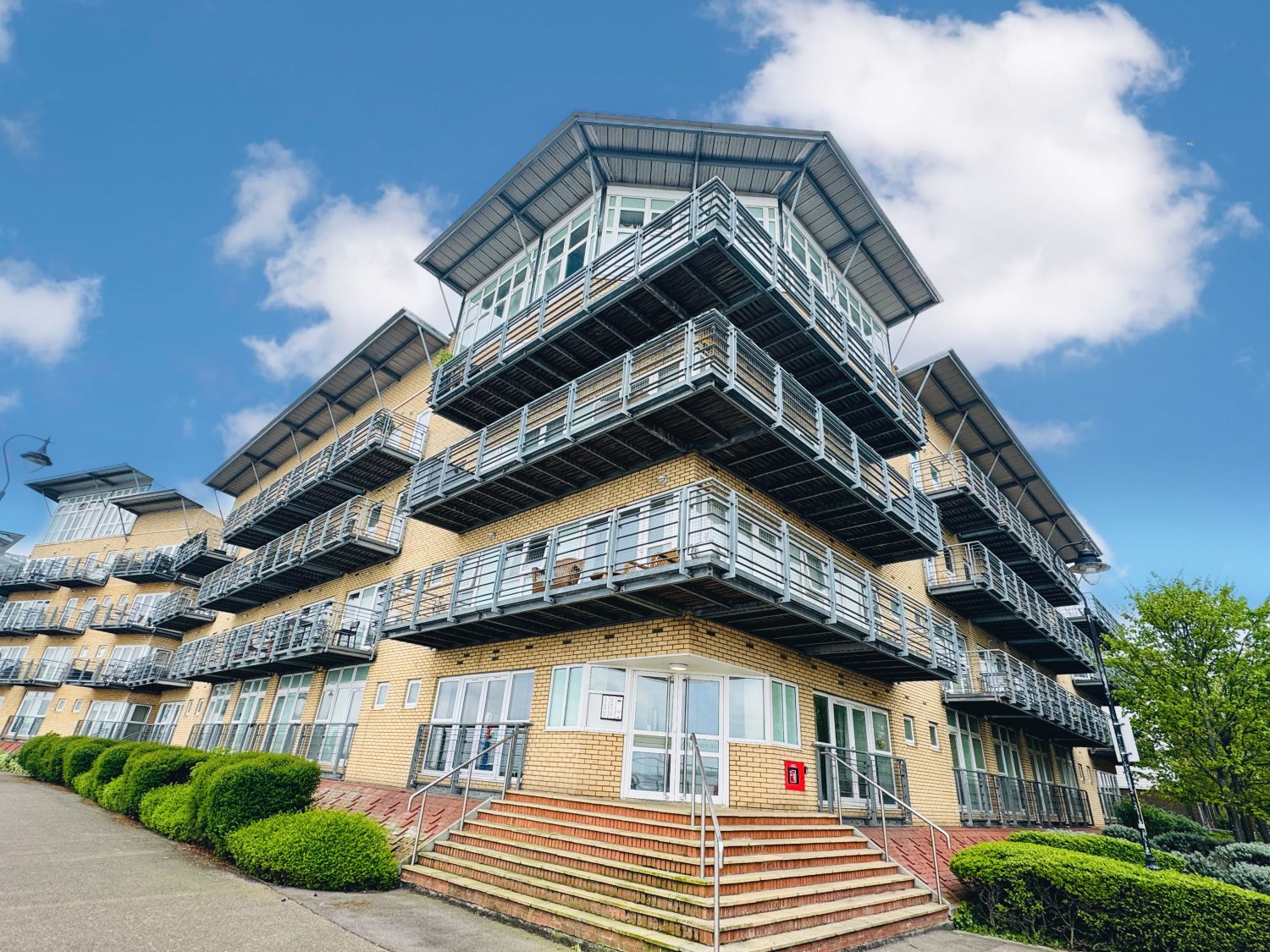 Portland Place, Greenhithe, Kent, DA9