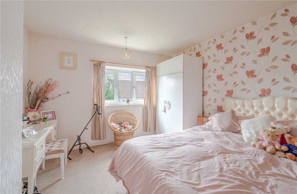 Cliffe Lane West, Baildon, West Yorkshire, BD17, photo 11