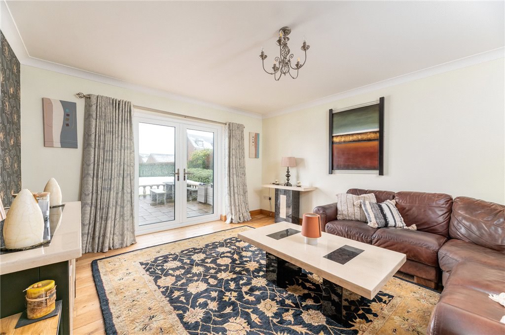Jonscroft, Queensbury, Bradford, West Yorkshire, BD13, photo 20