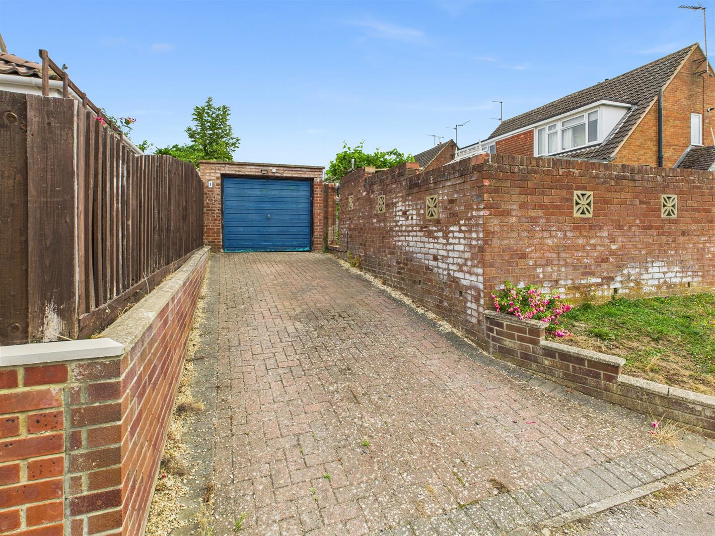 Mayfield Drive, Hucclecote, photo 20