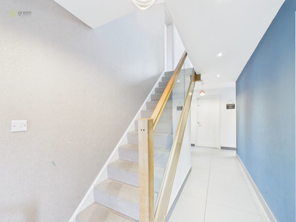 Clarence Road, Sutton Four Oaks, Sutton Coldfield, B74, photo 5