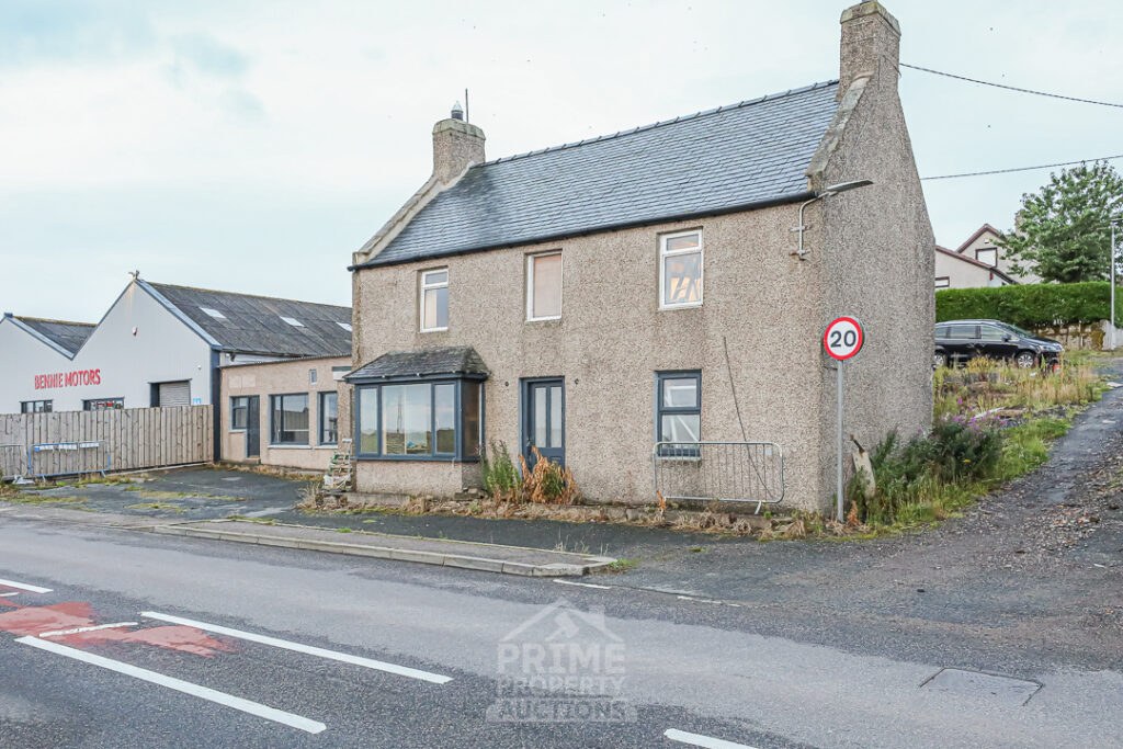 Links Road
