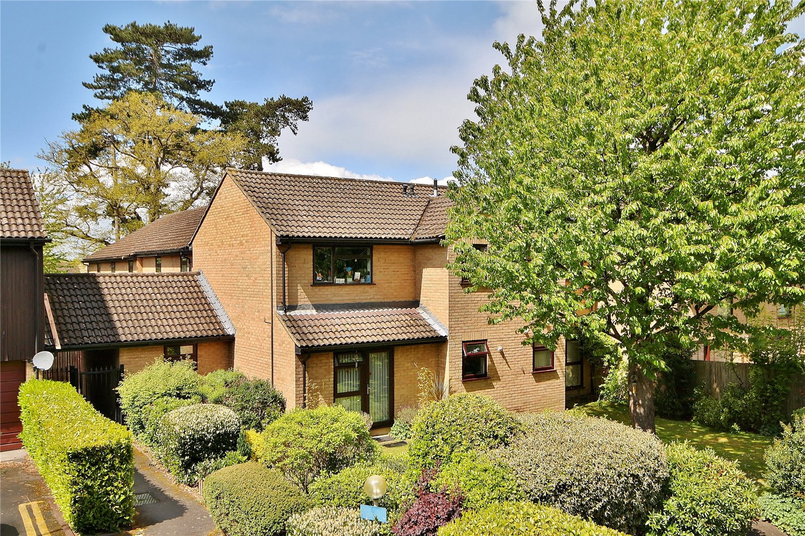 Inkerman Road, Knaphill, Woking, Surrey, GU21