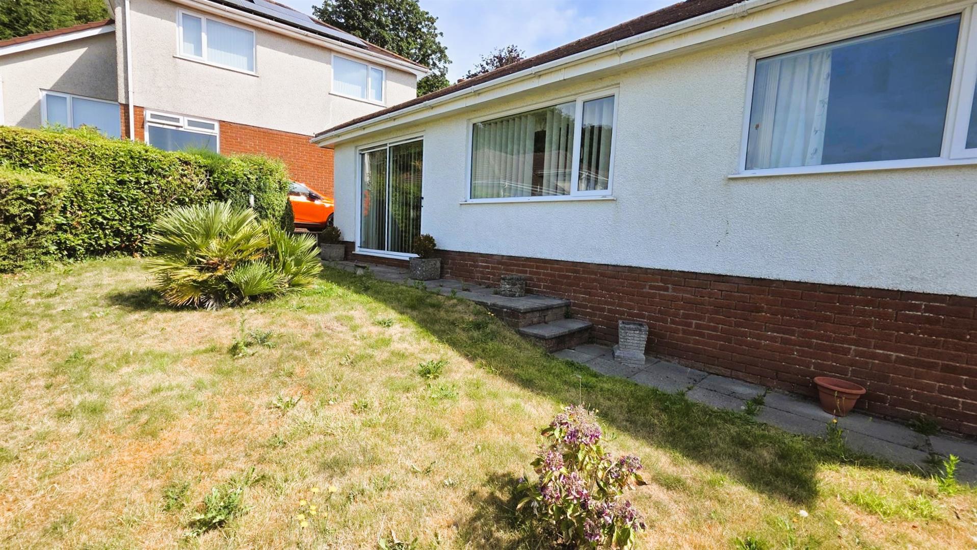 Gwscwm Road, Burry Port, photo 31