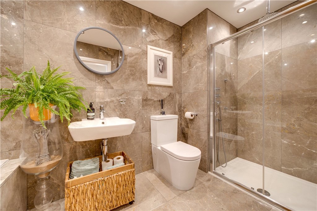 Mill Lane, Hawksworth, Leeds, West Yorkshire, LS20, photo 20