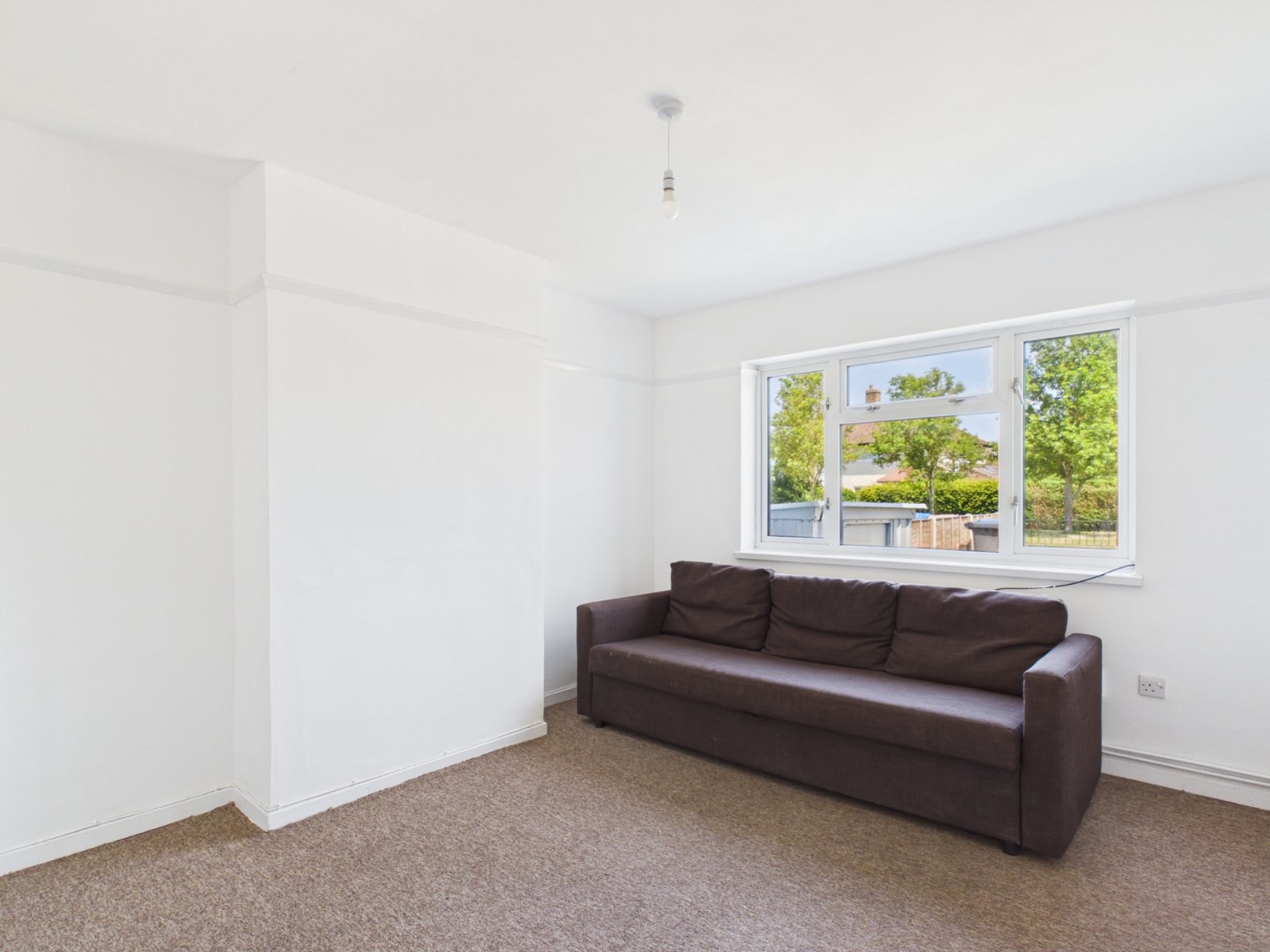 St. Pauls Road, Staines-upon-Thames, Surrey, TW18, photo 7