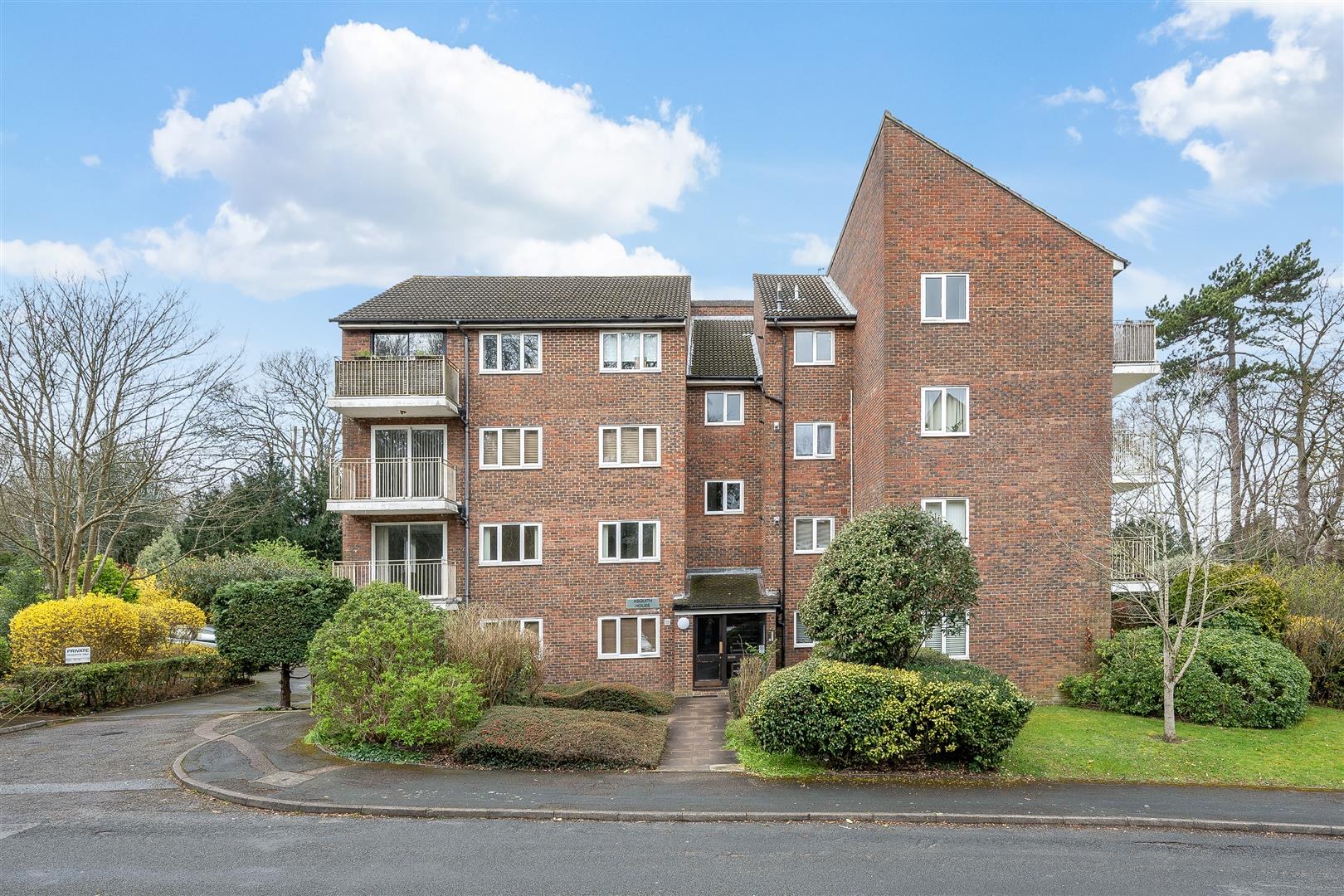 Dunnymans Road