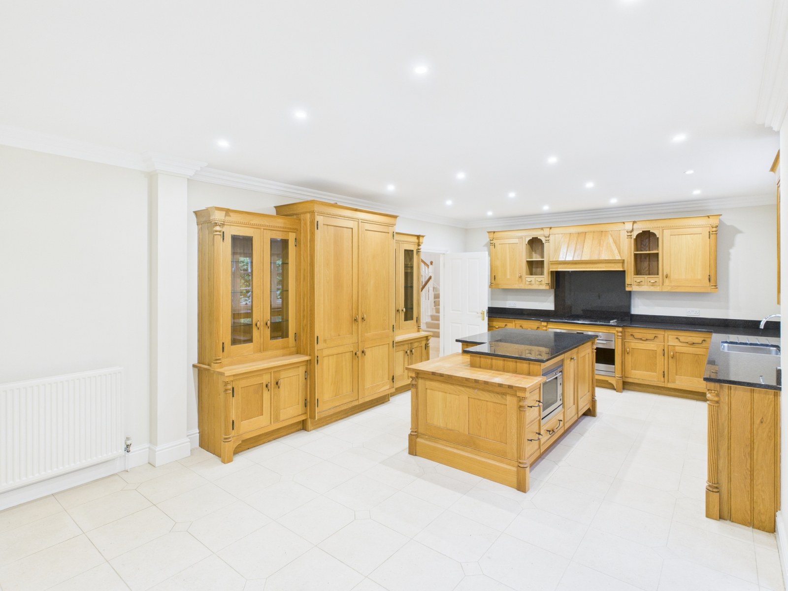 Maltmans Lane, Gerrards Cross, Buckinghamshire, SL9, photo 13