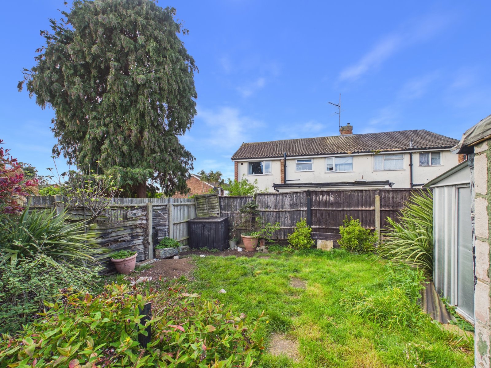 Lebanon Avenue, Feltham, Middlesex, TW13, photo 19