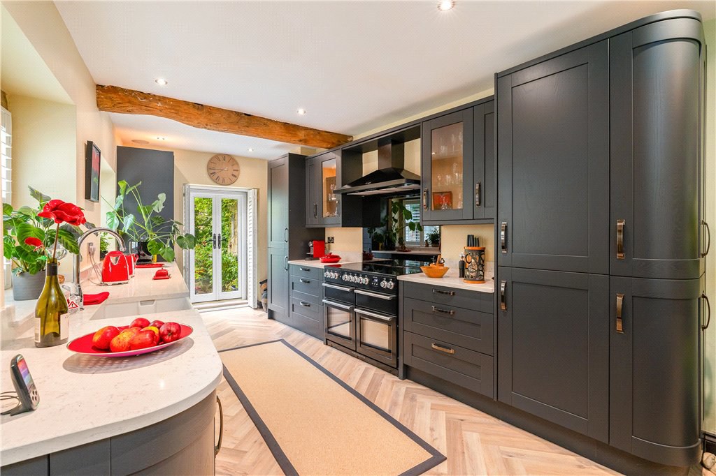 Greencroft Cottage, The Green, Guiseley, Leeds, LS20, photo 6
