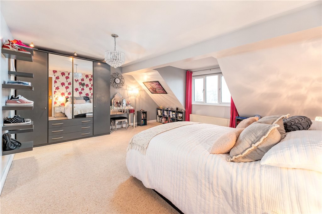 Jonscroft, Queensbury, Bradford, West Yorkshire, BD13, photo 16
