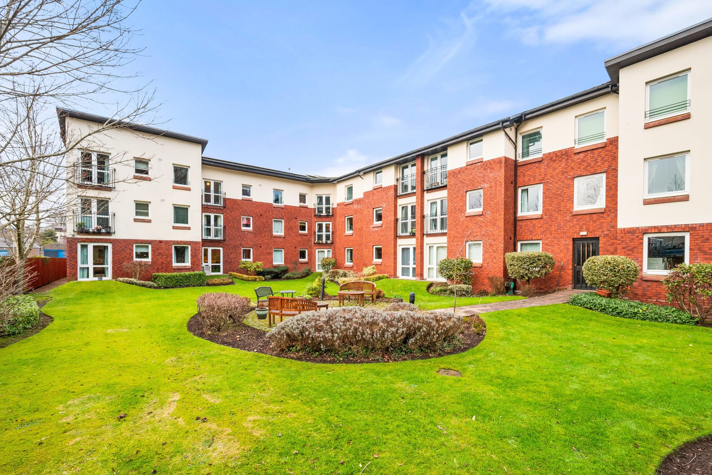 Strathmore Court Kirkton Place