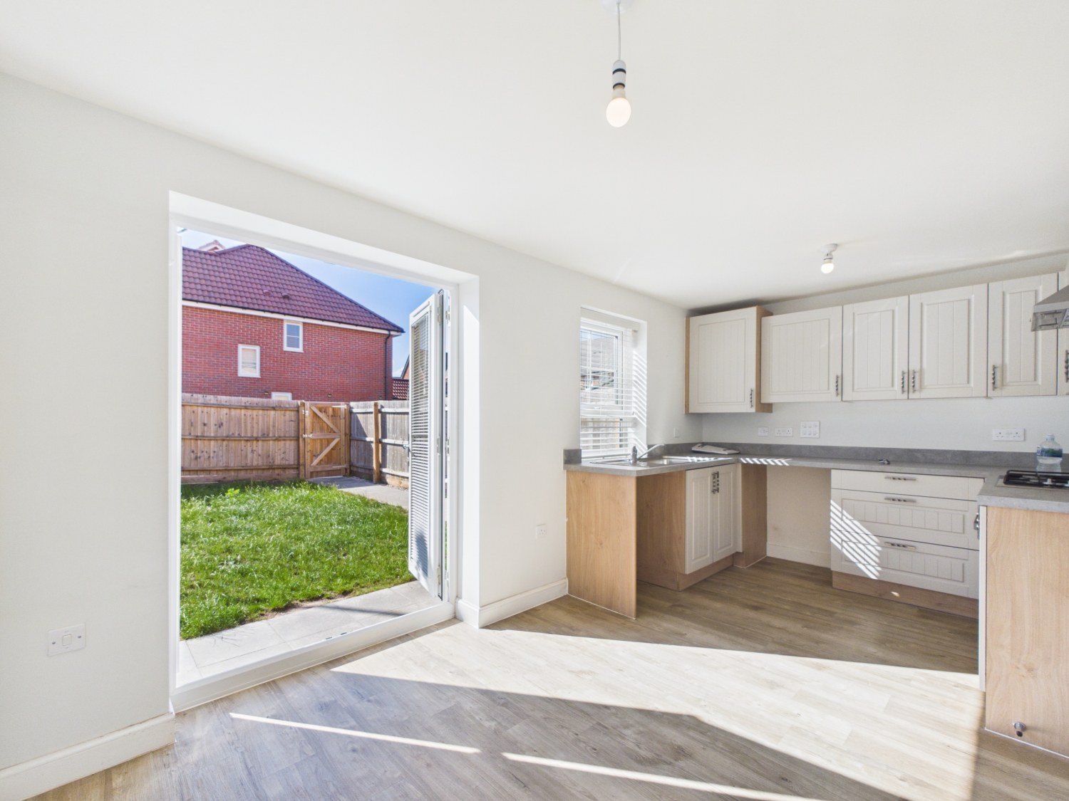 Widnall Drive, Bingham, Nottingham, Nottinghamshire, NG13, photo 2
