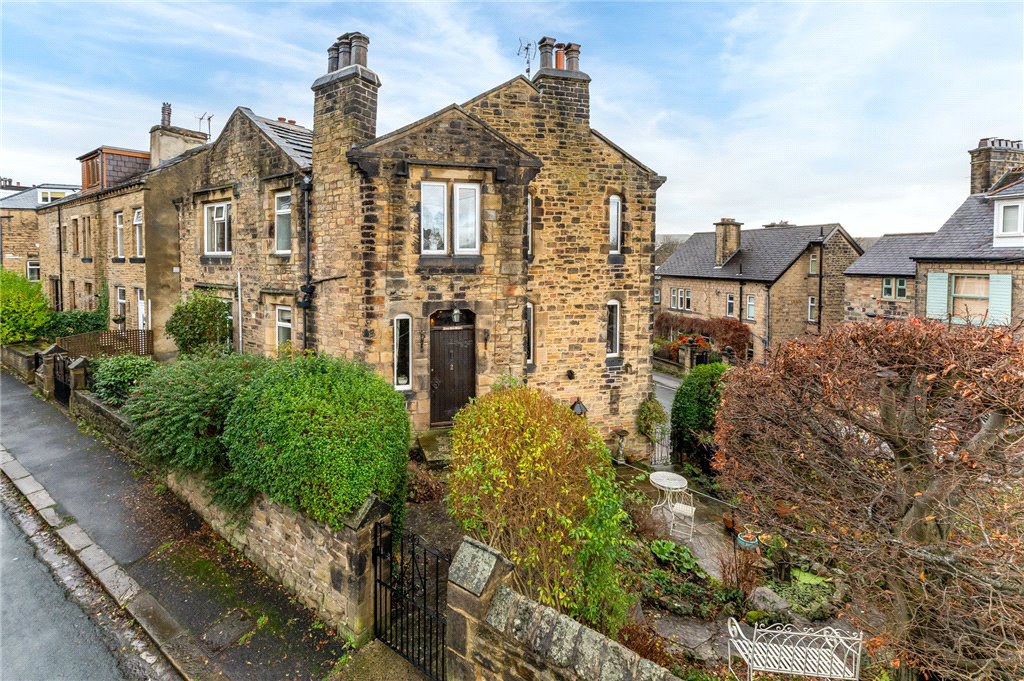 Fernbank Drive, Bingley, West Yorkshire, BD16