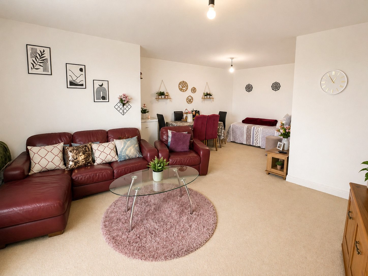 Prince Regents Road, Hounslow, Greater London, TW3, photo 2