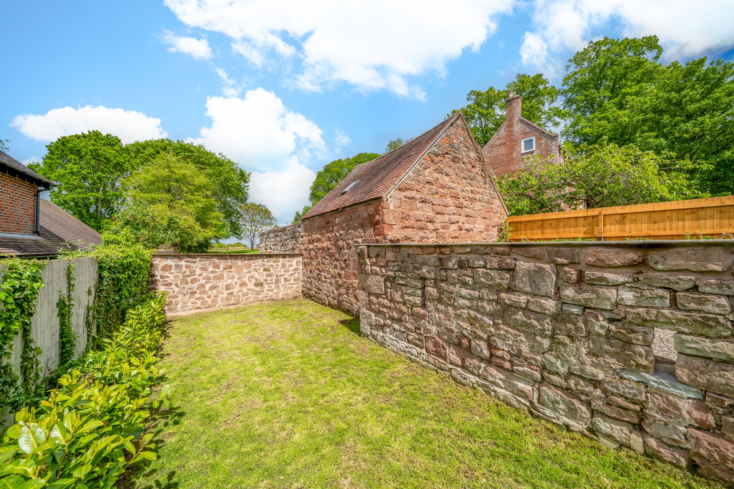 Church Farm, Alveley, WV15, photo 24