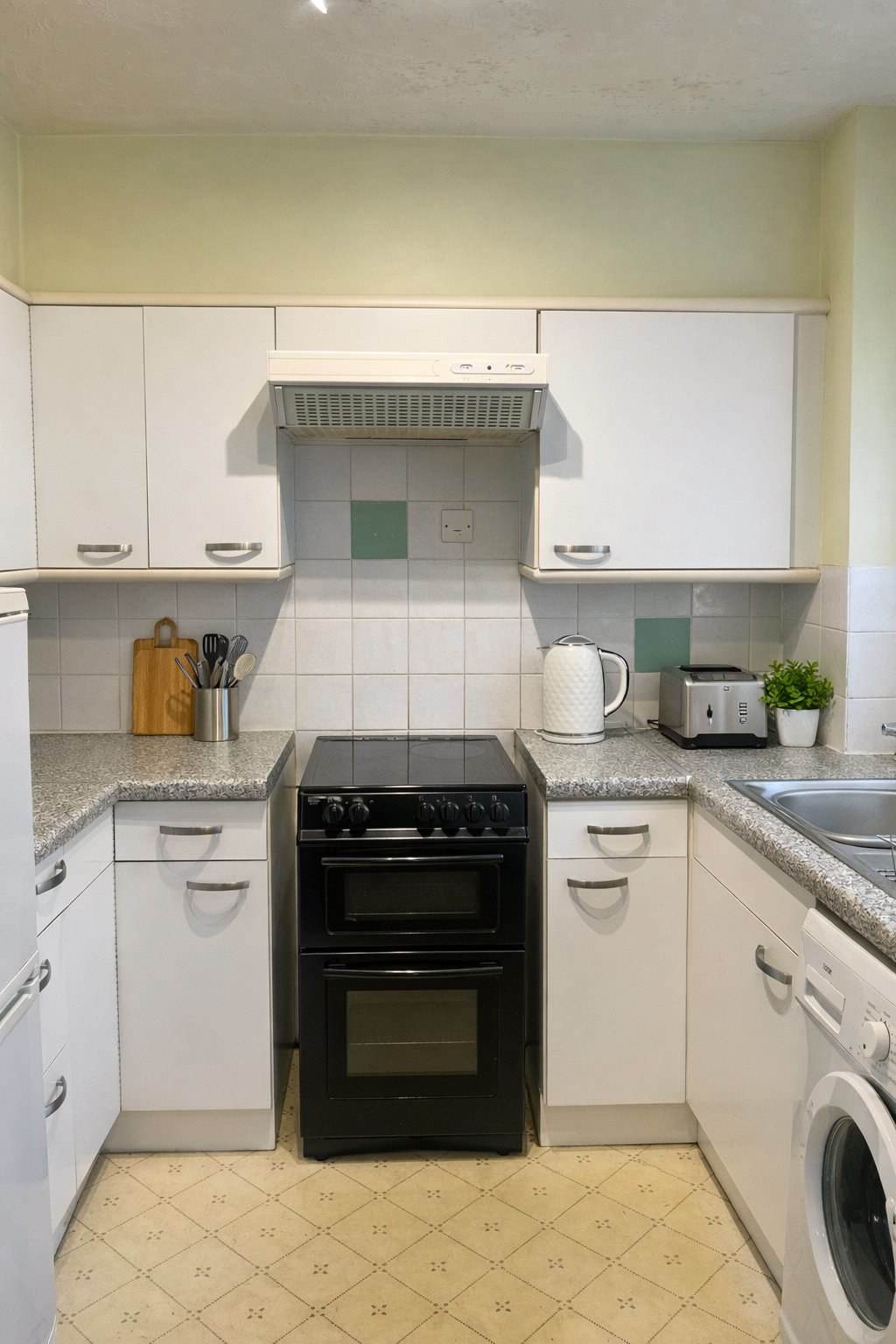Tor Close, Waterlooville, Hants, PO7, photo 5