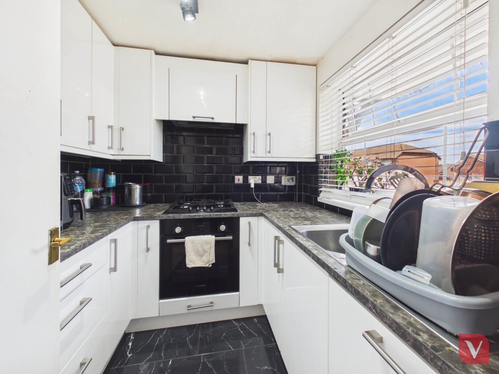 Whitehaven, Luton, photo 4