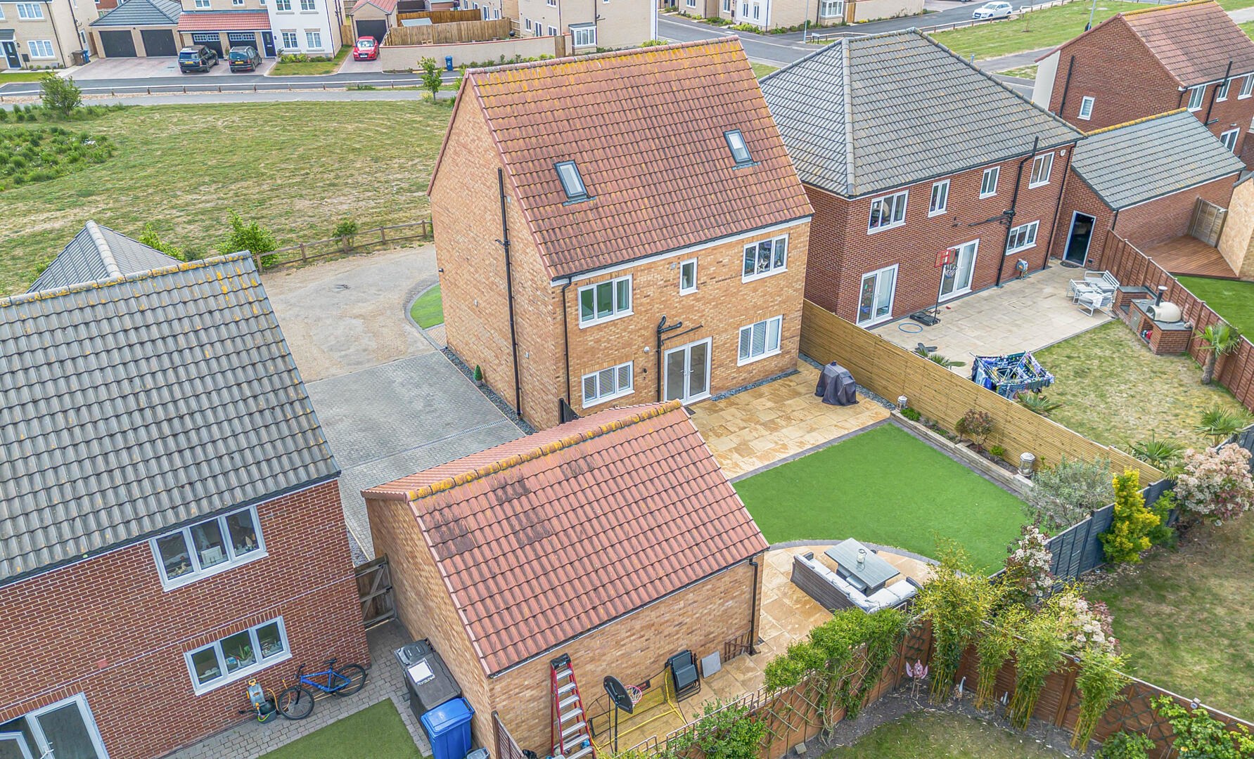 Mallard Way, Exning, photo 32