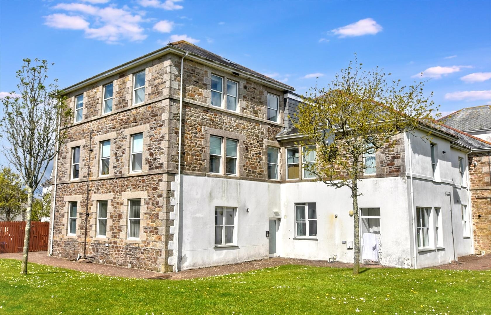 Edwards Apartments