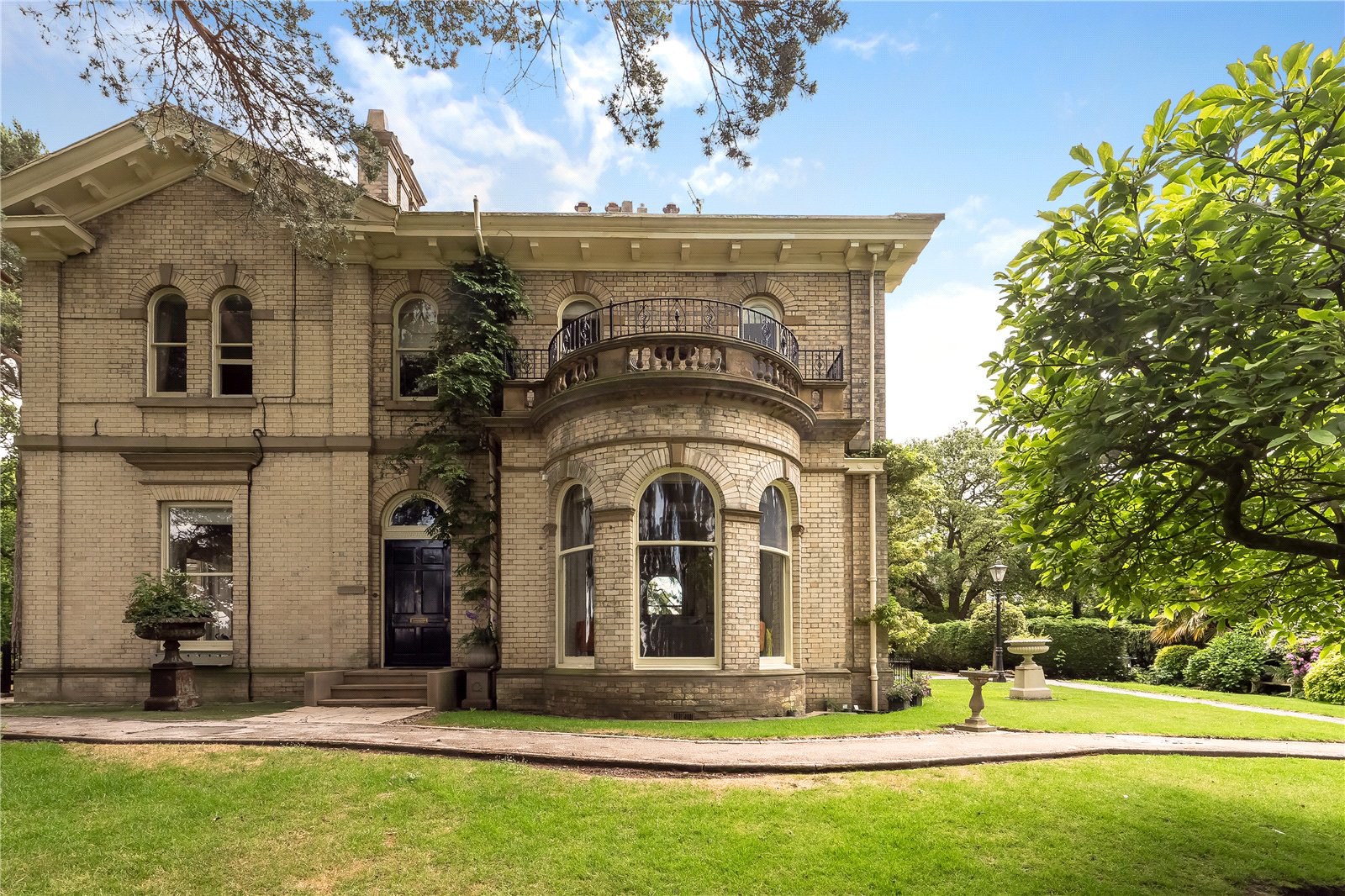 Woodbrook Road, Alderley Edge, Cheshire, SK9, photo 3