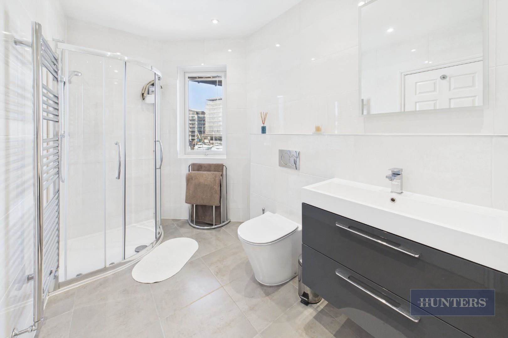 Calshot Court, Ocean Village, SO14, photo 34