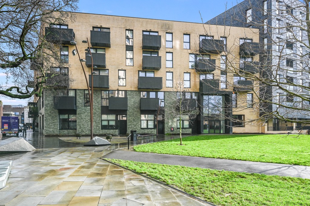 Eccles Court, Burgess Springs, Chelmsford, photo 3