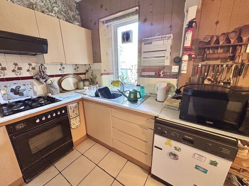 Neath Road, Fforest Goch, Pontardawe, Swansea., photo 11