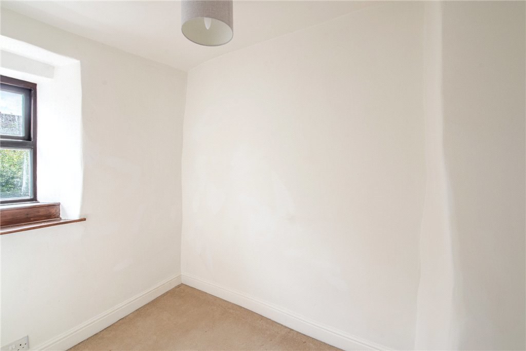 Holts Lane, Clayton, Bradford, West Yorkshire, BD14, photo 11