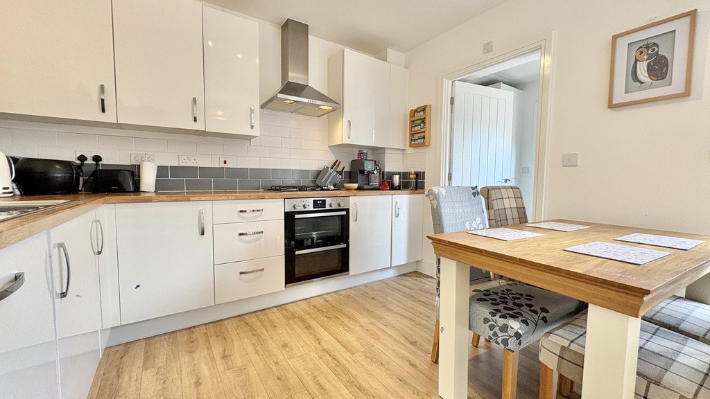 Apple Tree Close, Norton Fitzwarren, Taunton, Somerset, photo 5