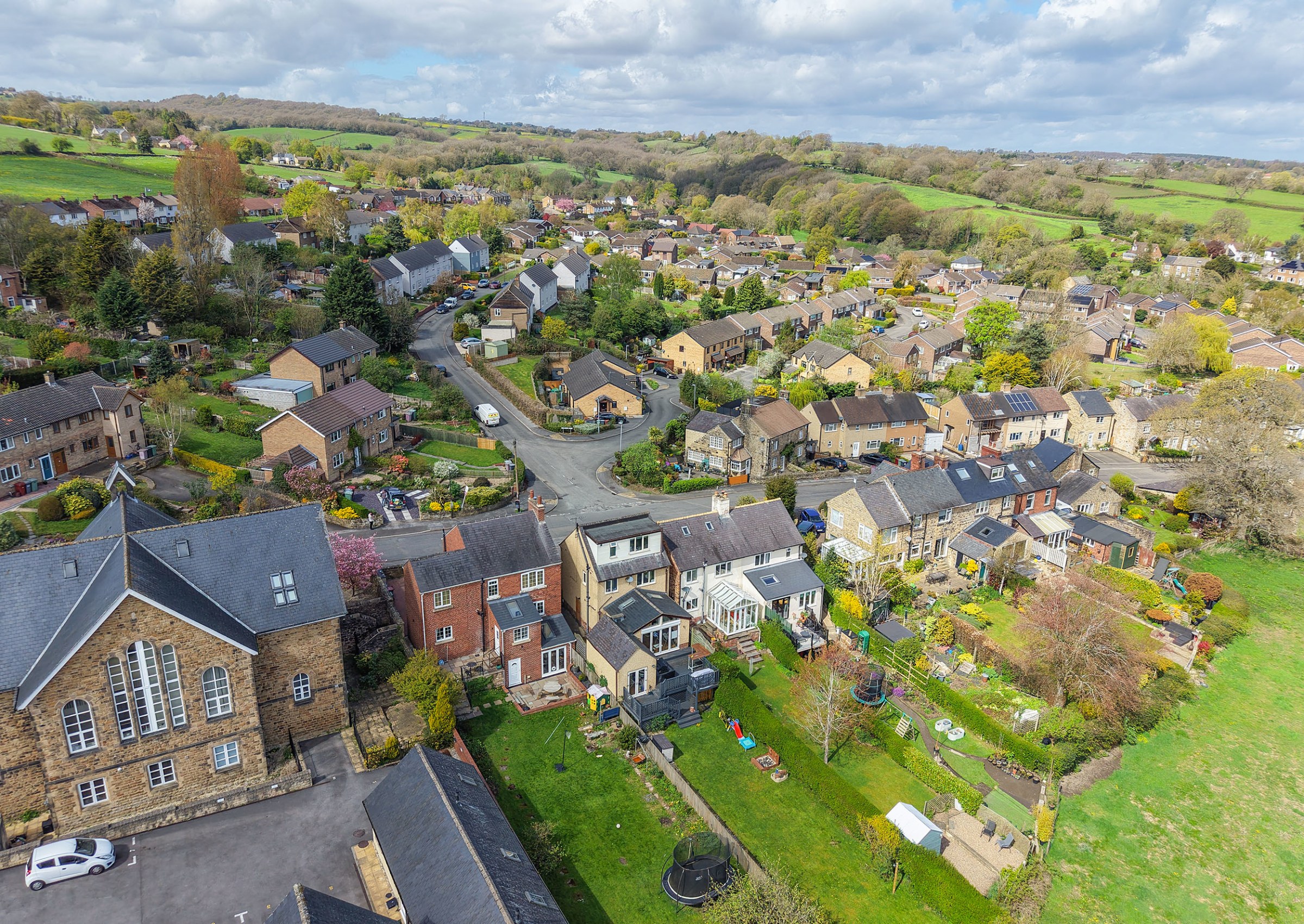New Road, Holymoorside, S42, photo 26