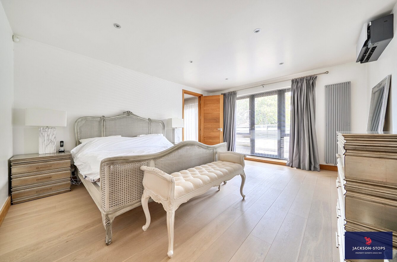 Birdcage Walk, Newmarket, Suffolk, CB8, photo 11