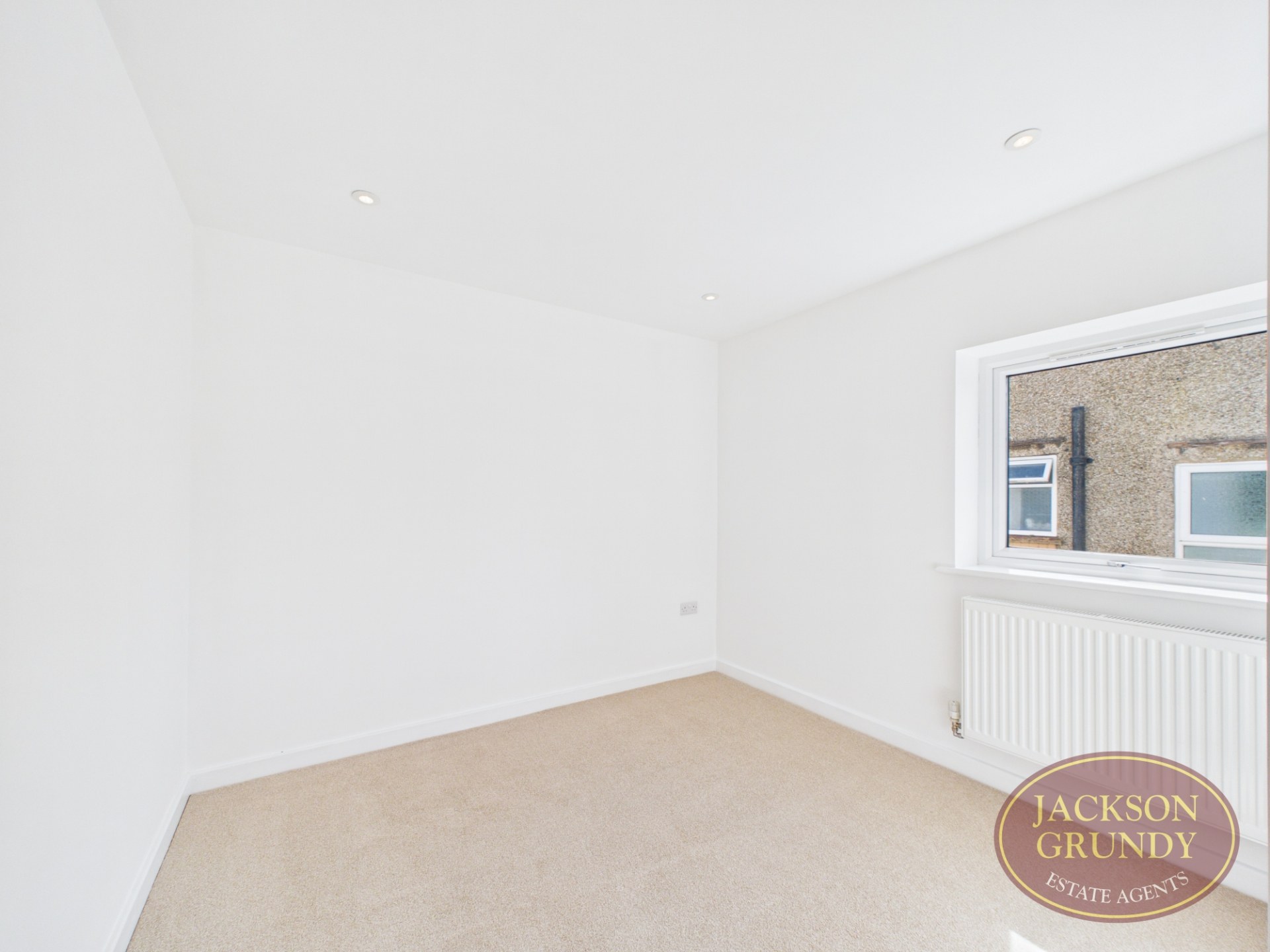 The Headlands, Northampton, NN3 2NU, photo 10