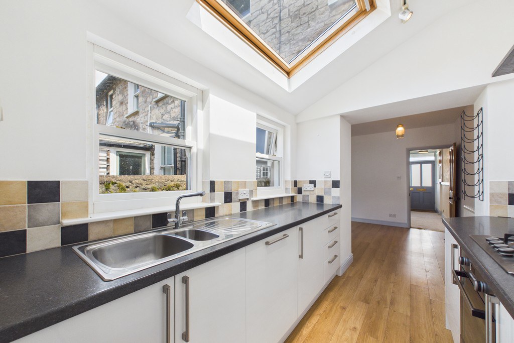 2 Mountain View, Kendal, Cumbria, LA9 4QT, photo 7
