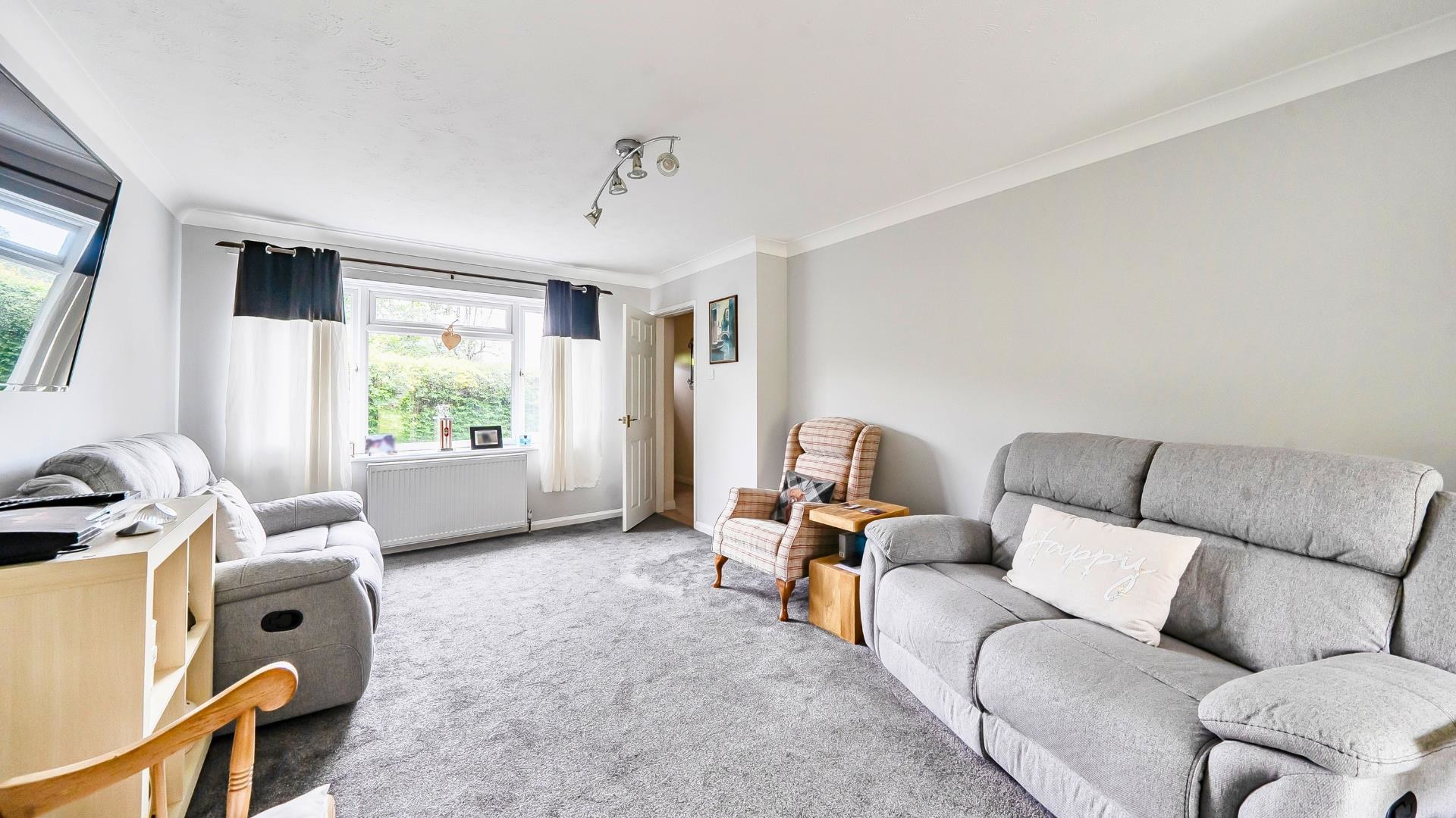 Mendip Road, Verwood, photo 3