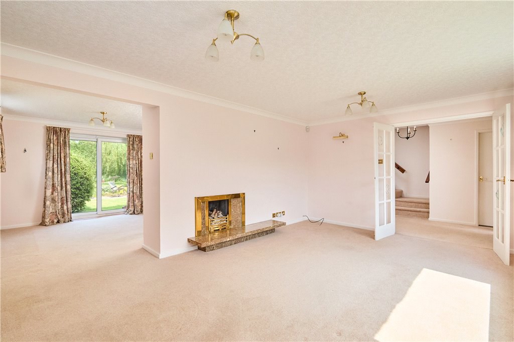 Ash Hill Drive, Leeds, West Yorkshire, LS17, photo 4
